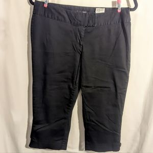 H&M Black Capris Size 8